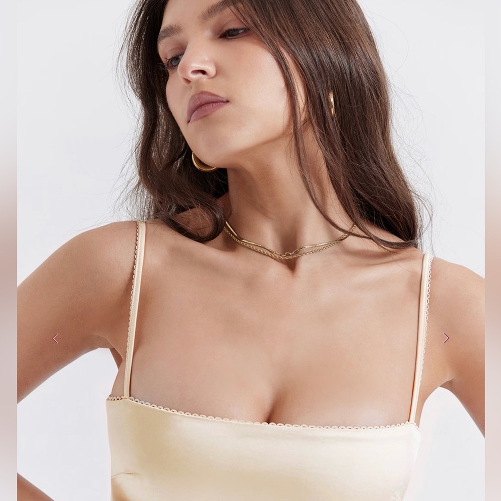 House of CB Costanza vintage cream and bright peach color